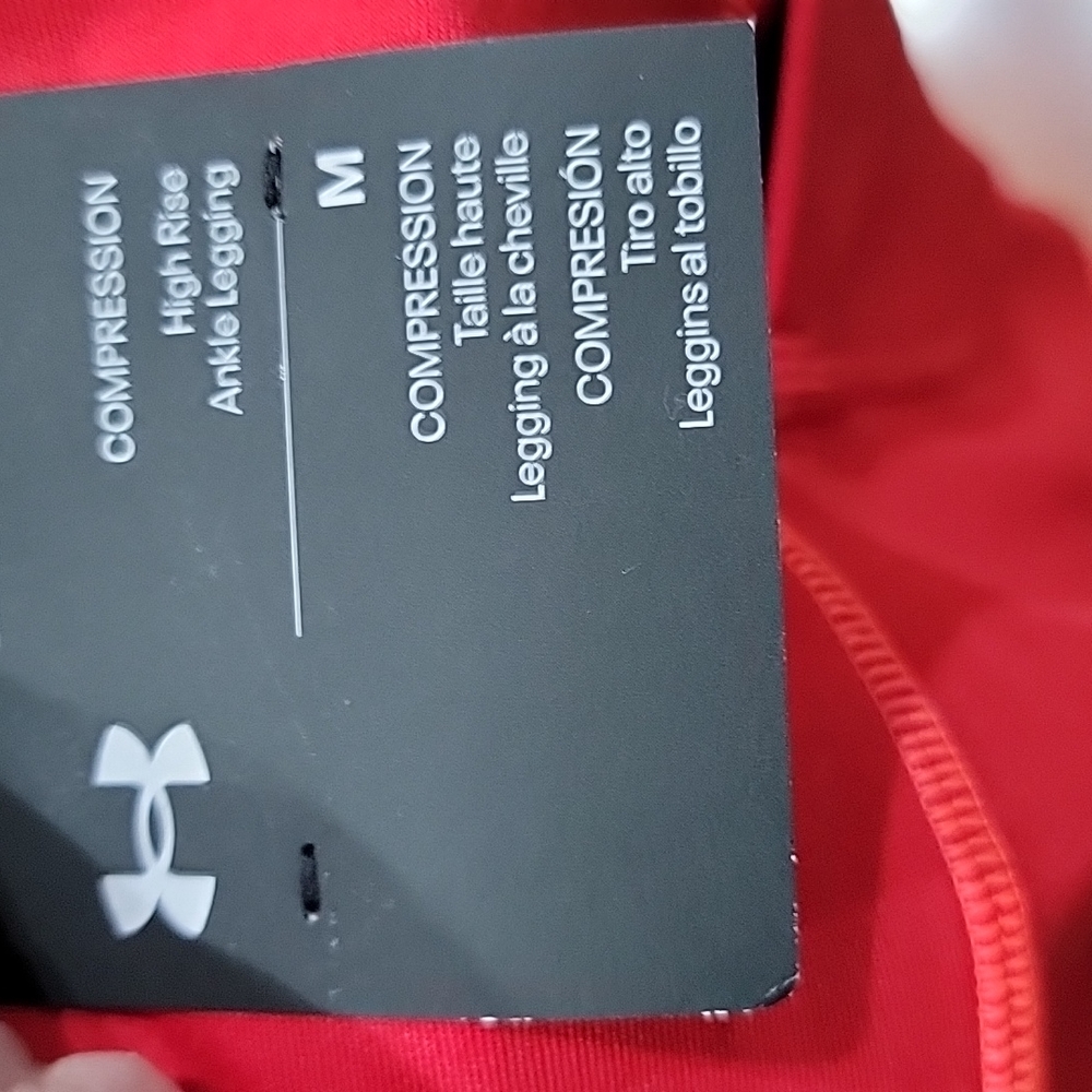 NWT Under Armour ankle leggings - Picture 10 of 16